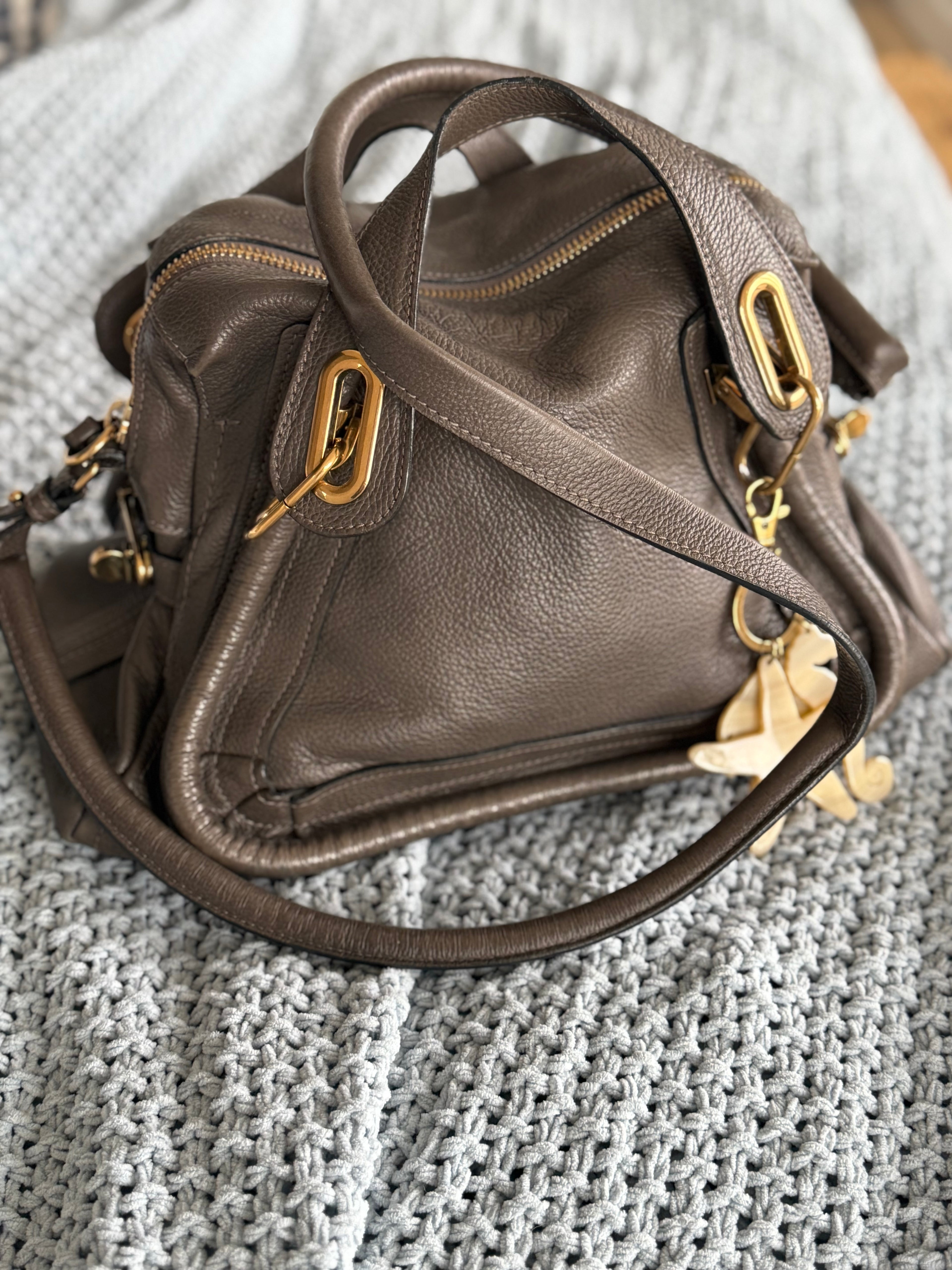 Chloe Paraty Médium