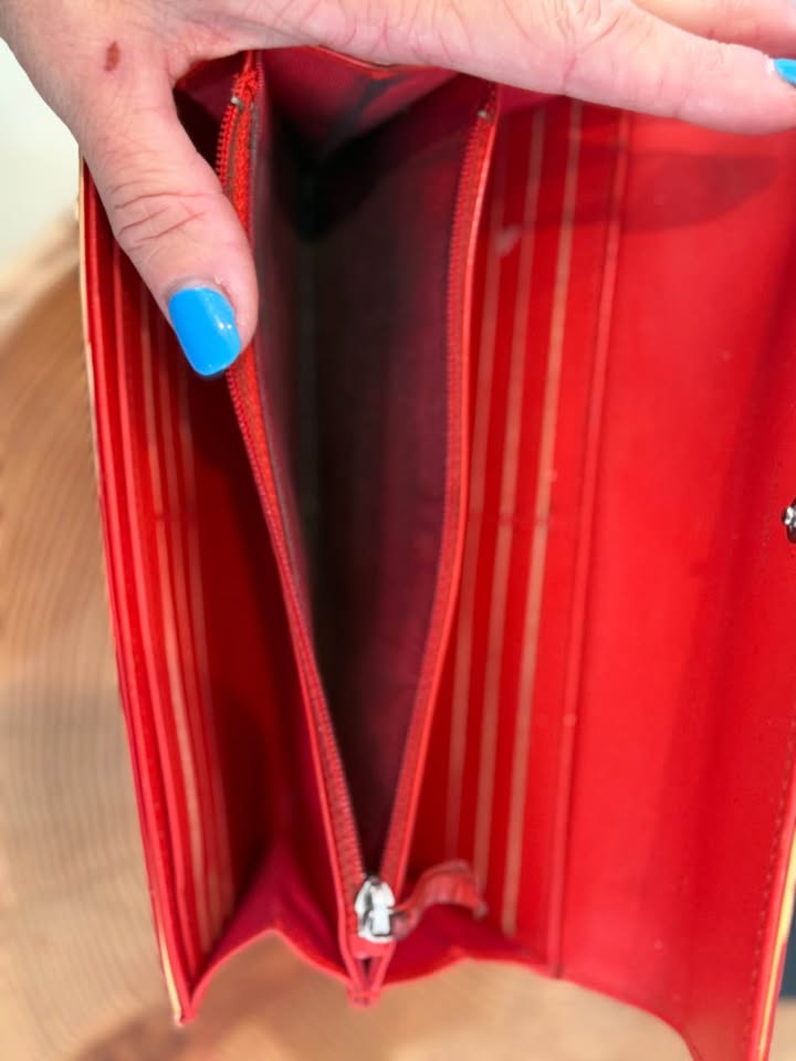 Channel Patent Wallet