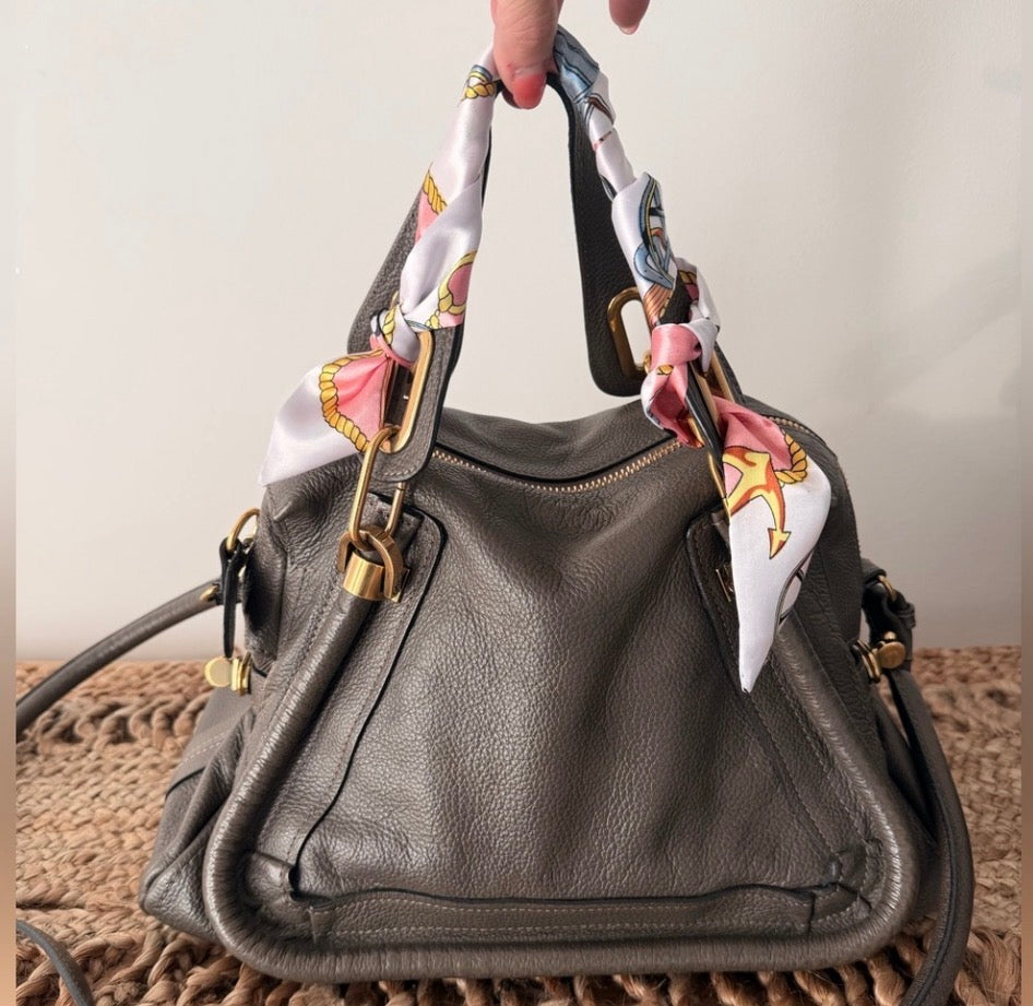 Chloe Paraty Médium