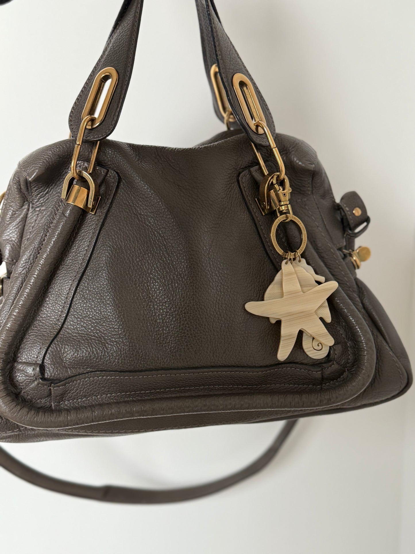 Chloe Paraty Médium